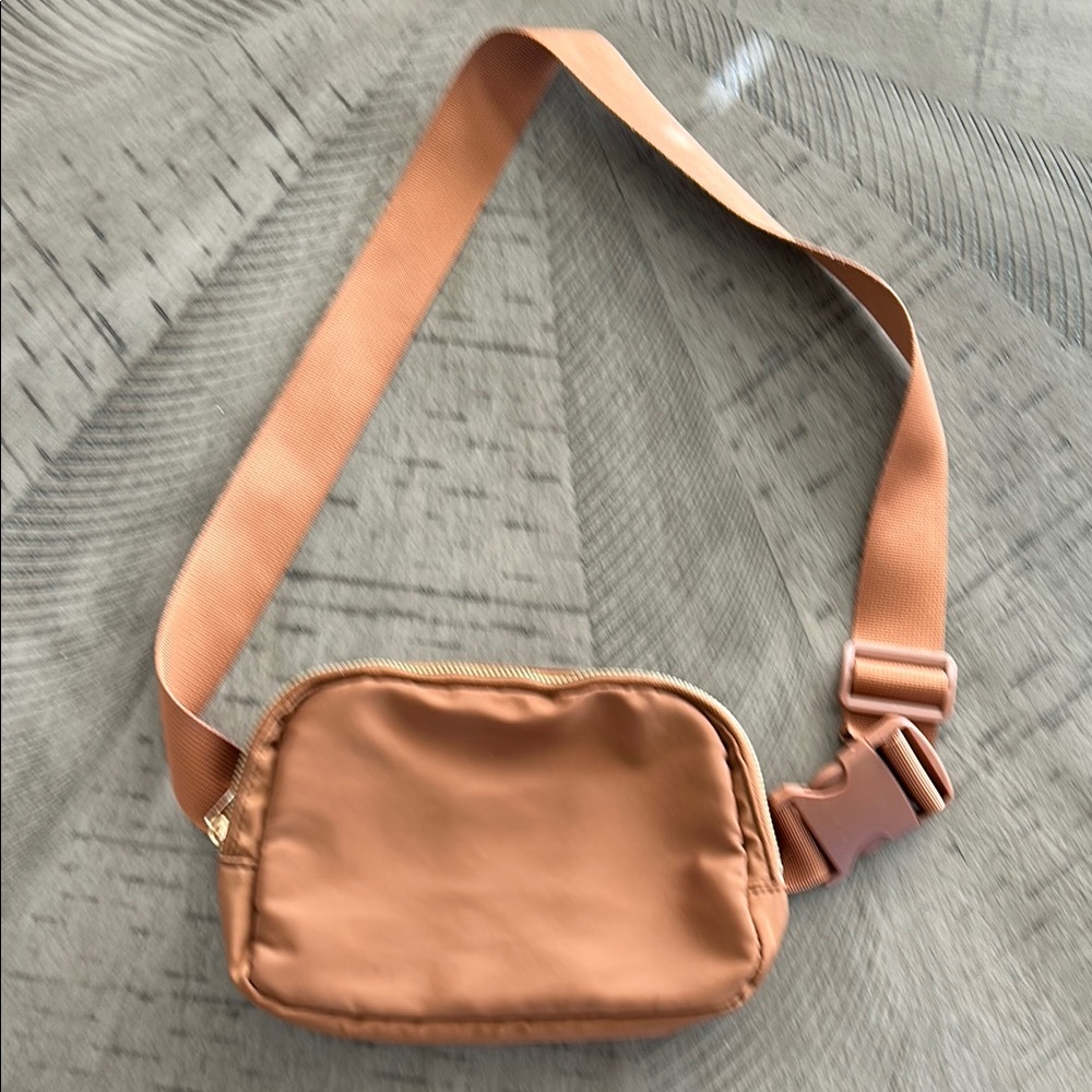 Elegant Tan Crossbody Bag